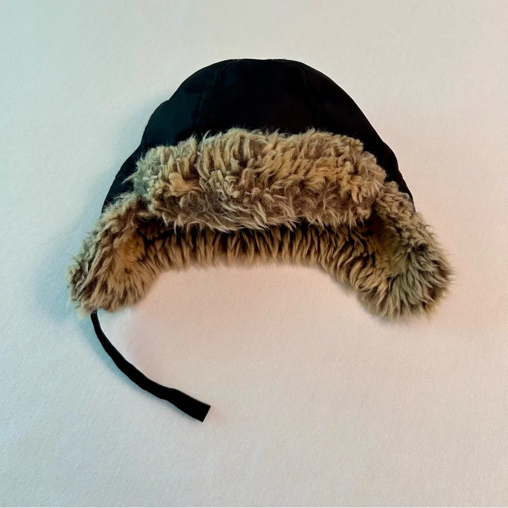 H&M 3T Black Faux Fur Fleece Winter Trapper Hat & Black 3M Thinsulate Mittens